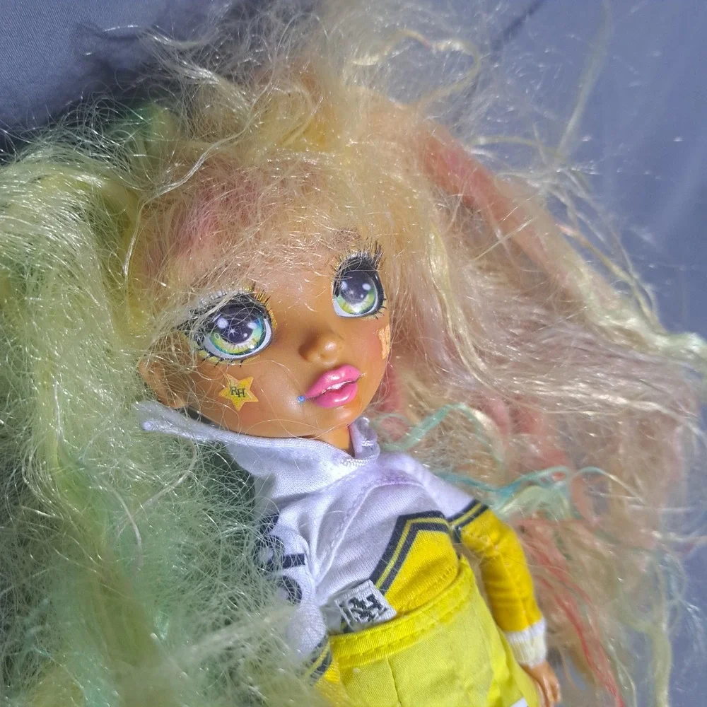 Rainbow High Cheer Fashion Dolls Poppy Rowan‎ Sunny Madison Posable Articulated